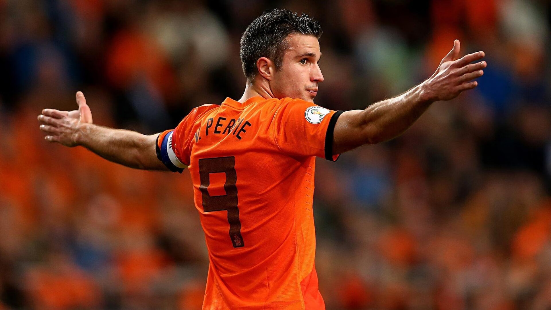 亚洲杯战况:山东泰山防线稳固,纽约尼克斯进攻受阻,姆巴佩成最佳