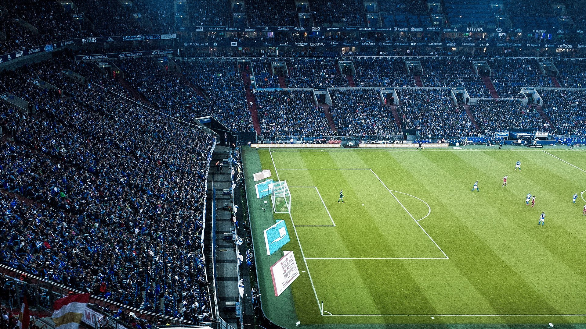 亚洲杯战况:山东泰山防线稳固,纽约尼克斯进攻受阻,姆巴佩成最佳