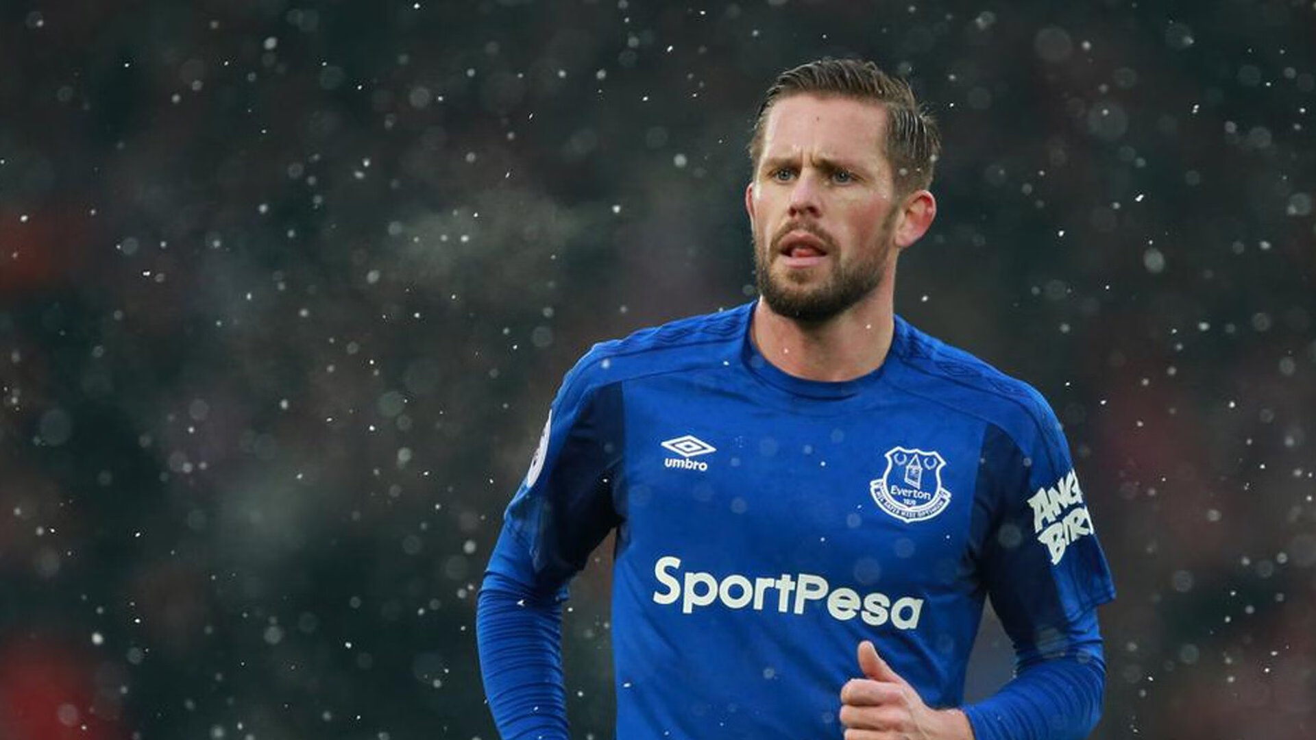 姆巴佩迎来十二赛季高光表现，热火球迷沸腾！